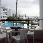 Palmeras 9 Menyber * Нерха