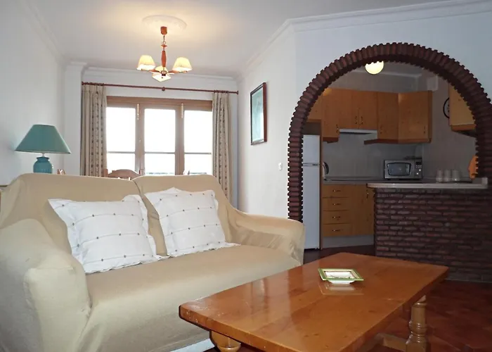 Palmeras 9 Menyber Nerja